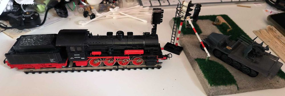 Lokomotywa z Tendrem BR 55 Deutsche Bahn  Piko-HO stan idealny