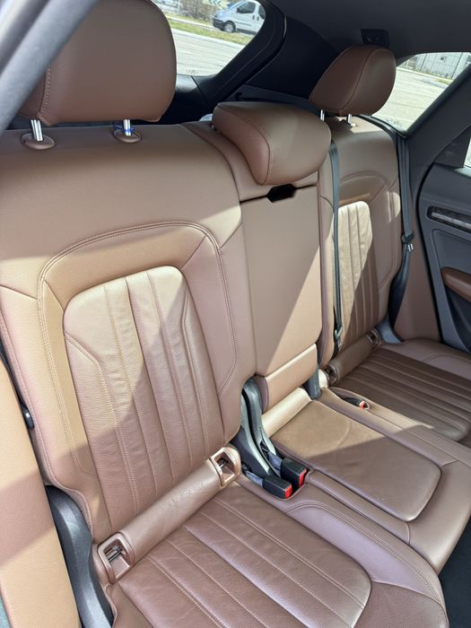 AUDI Q5 2018 рік