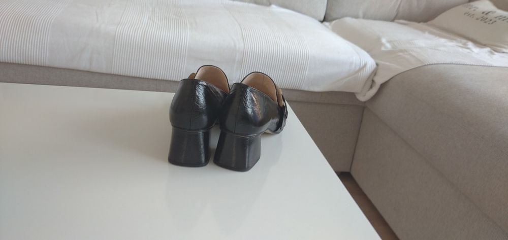 Lux nowe skórzane Högl bardzo wygodne czarne klamra 41 40,5 40 buty