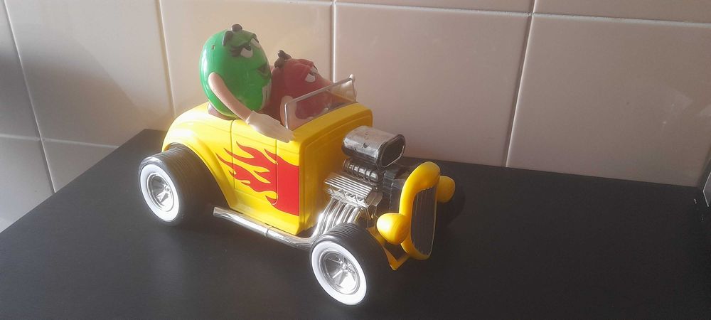 Brinde  m&m  - dispensador hot road
