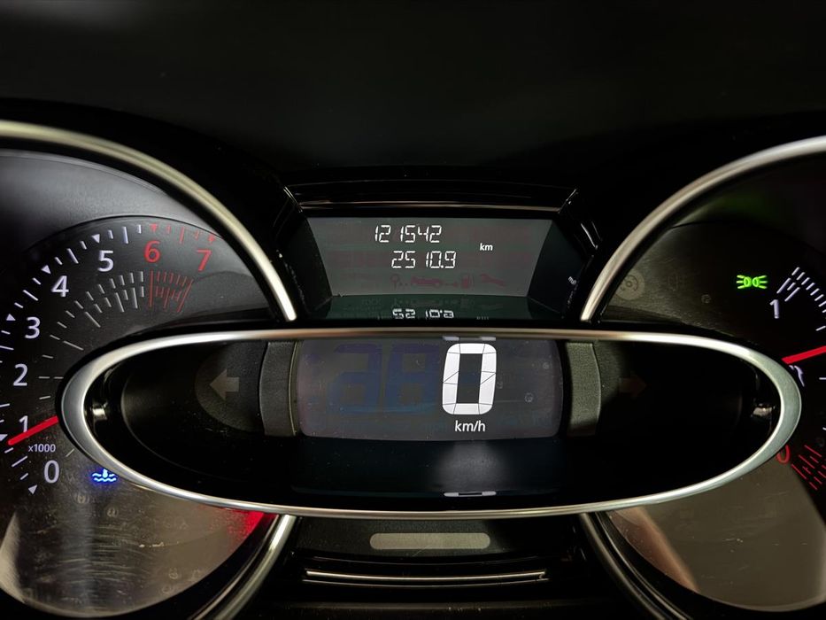 Renault Clio Renault Clio ONE Edition + Som Bose