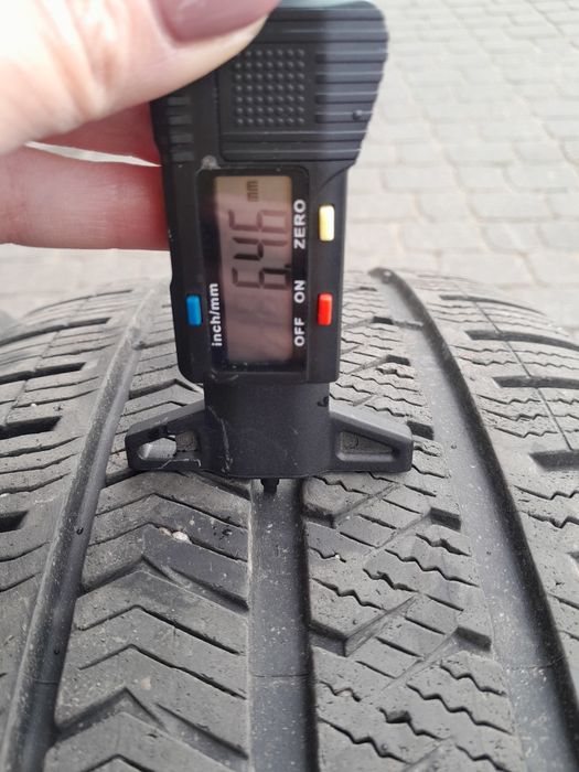 Opony 225/50R17 Vredestein