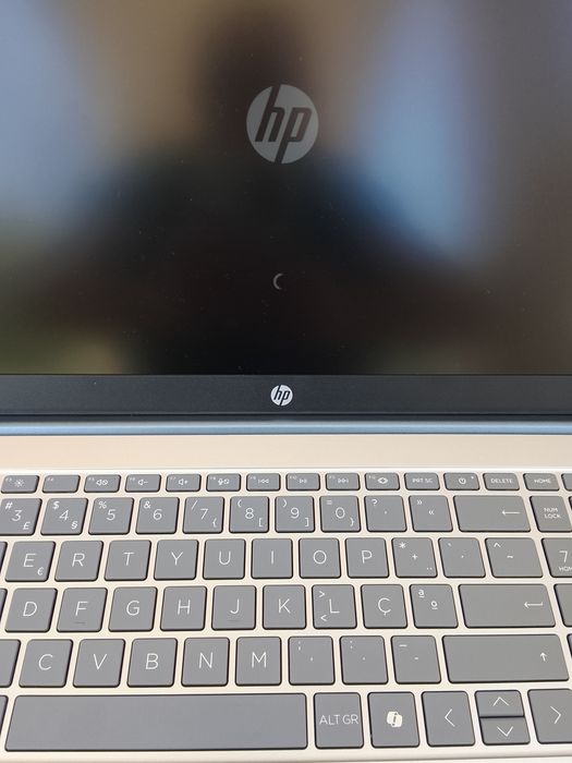 Laptop452216197103626245