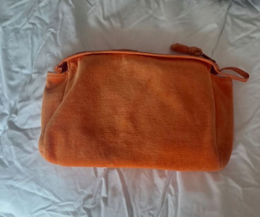 Necessaire para Crianças Com Boneco