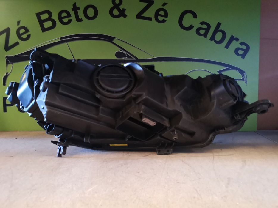 AUDI A5 8W FAROL BI XENON ESQUERDO - FF394