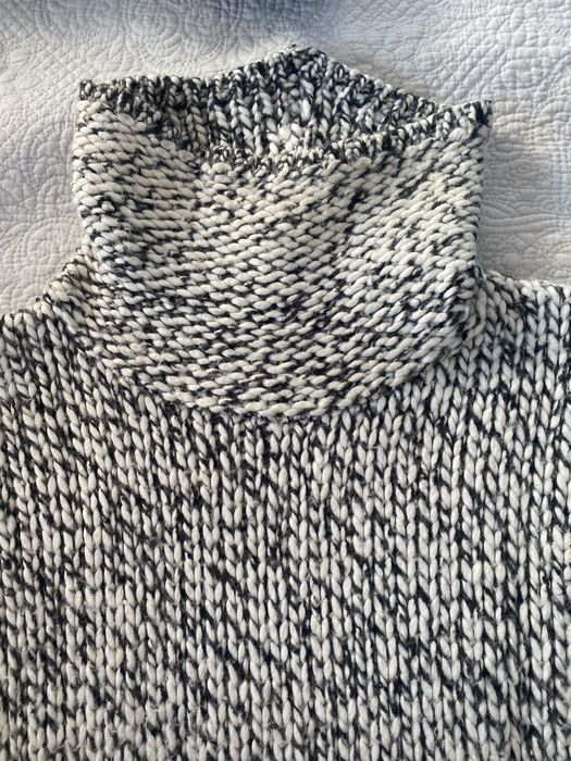 Sweter z golfem Gina Laura