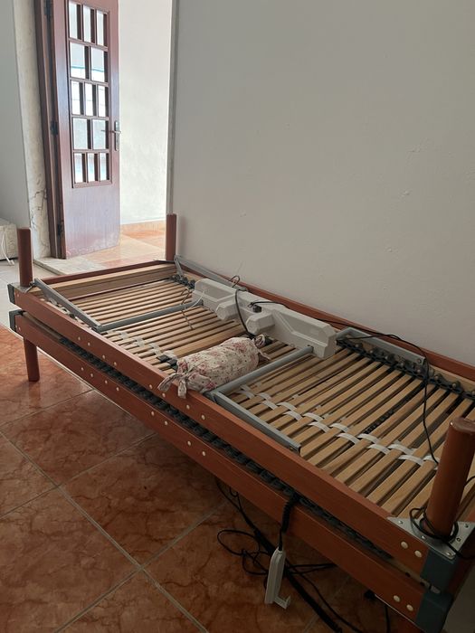 Cama de solteiro articulada elétrica com colchão