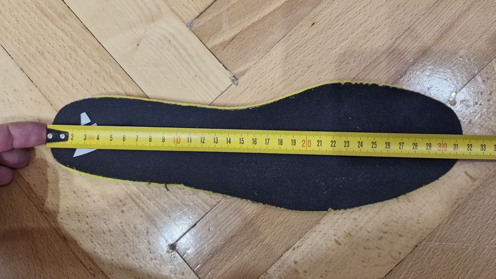 Кросівки Adidas.Розмір 49