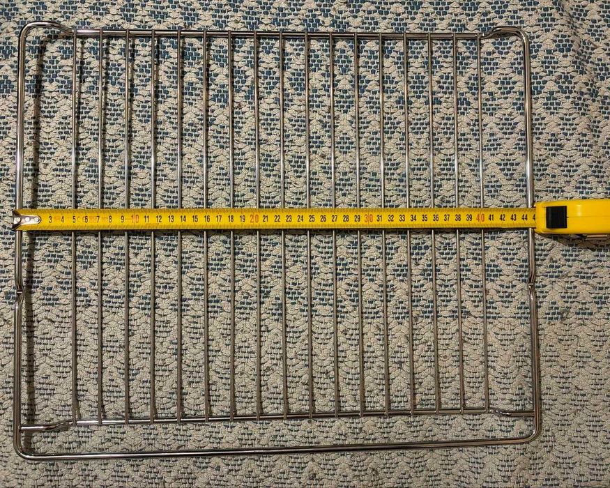 Ruszt do piekarnika 45x37.5 cm WYMIARY NA ZDJĘCiACH - 2szt./// JEDNA SZTUKA - 40zł.