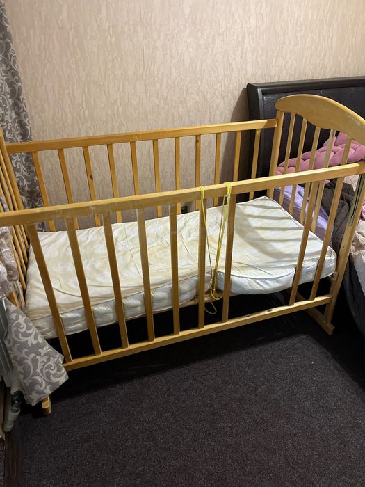 Ліжечко дитяче. Віддам безкоштовно.
