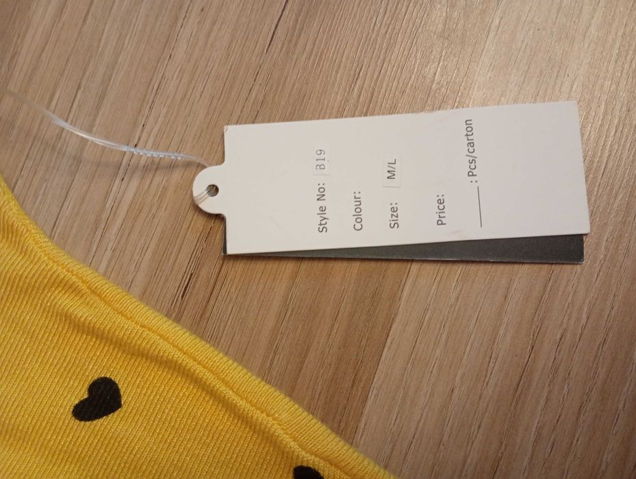 Nowy sweterek żółty w serduszka rozmiar M/L