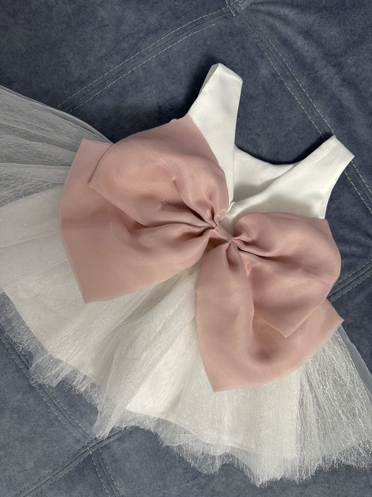 Сукня святкова для леді