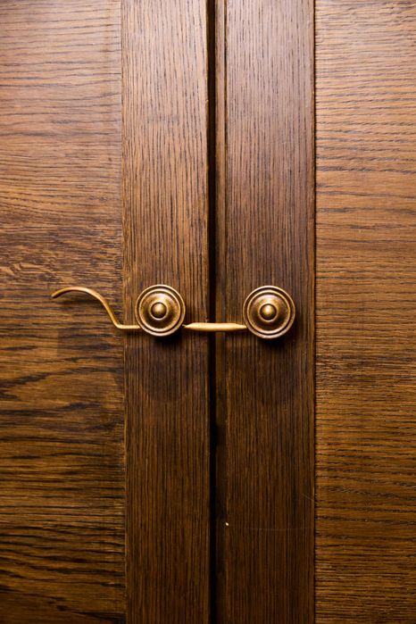 Шкаф для взуття з масива дуба