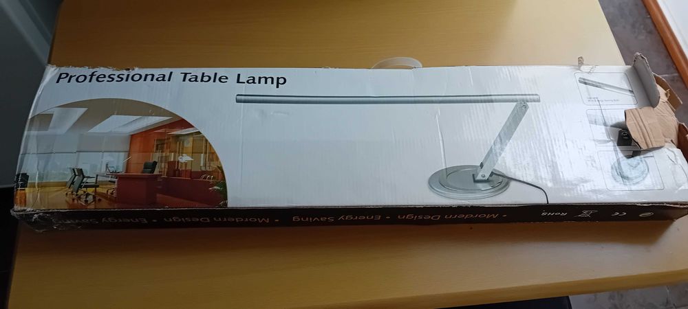 Lâmpada de mesa profissional prateada