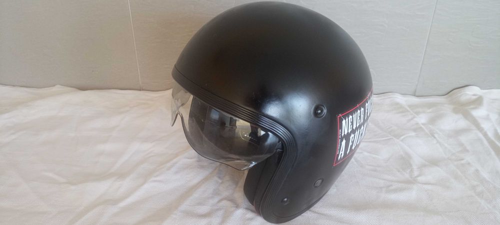 Vendo capacete nishua