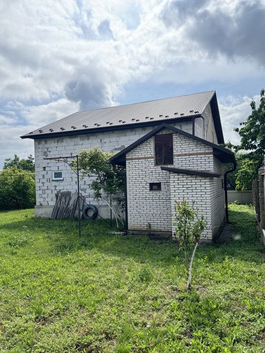 Продаж будинку  біля м.Тернопіль
