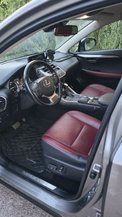 LEXUS NX 300h 2019р