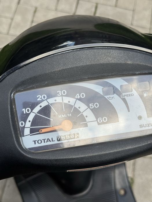 Скутер,мопед Suzuki Lets 3 бабочка Контейнер