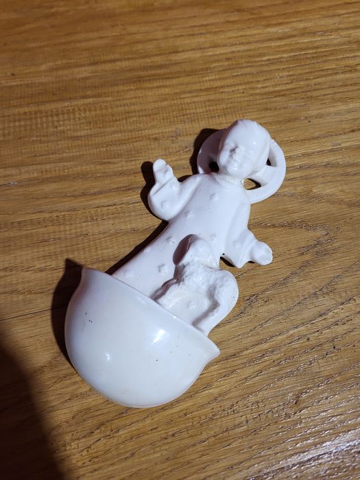 Kropielnica Dzieciątko Jezus z porcelany