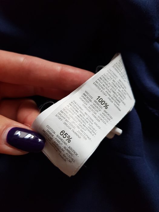 Reserved bluzka z koronką M długi rękaw jesienna granatowa dobry materiał wiskoza v-neck