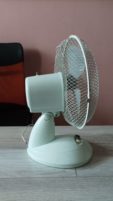 Вентилятор настольный Delfa TF-901.