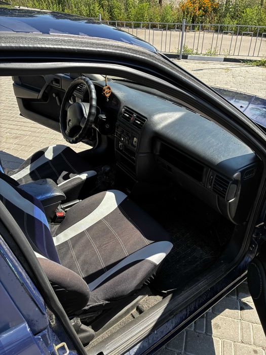 Opel Vectra A 1991 рік.