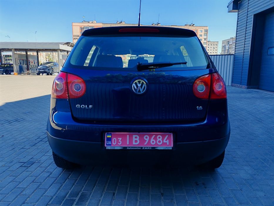 Volkswagen Golf 5 1.6 mpi