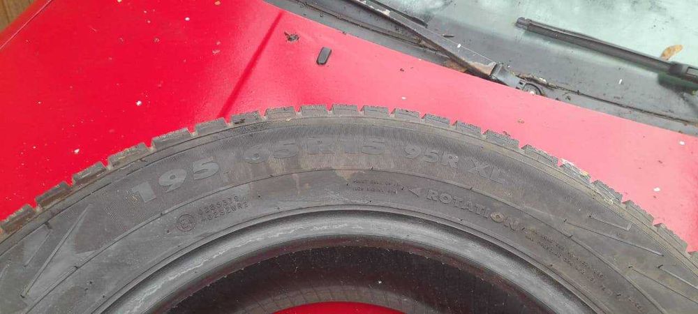 Зимова резина  Nokian.195/65/ R15. 2 колеса