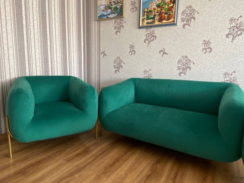 Офісні меблі нові