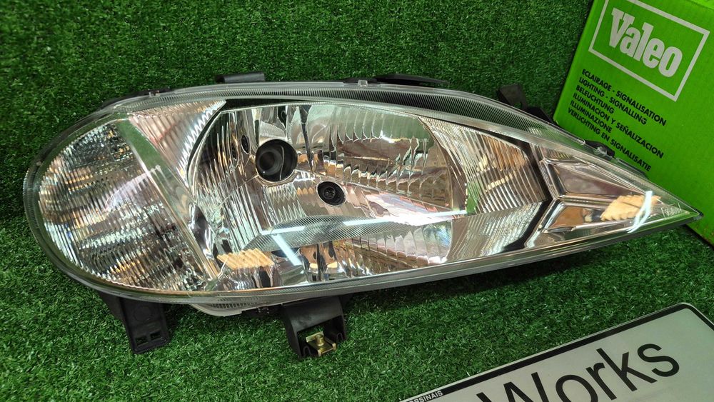 Otica Farol Frente Esquerdo Renault Megane I Phase 2 1999 a 2002 Ref. 087470 VALEO - NOVO