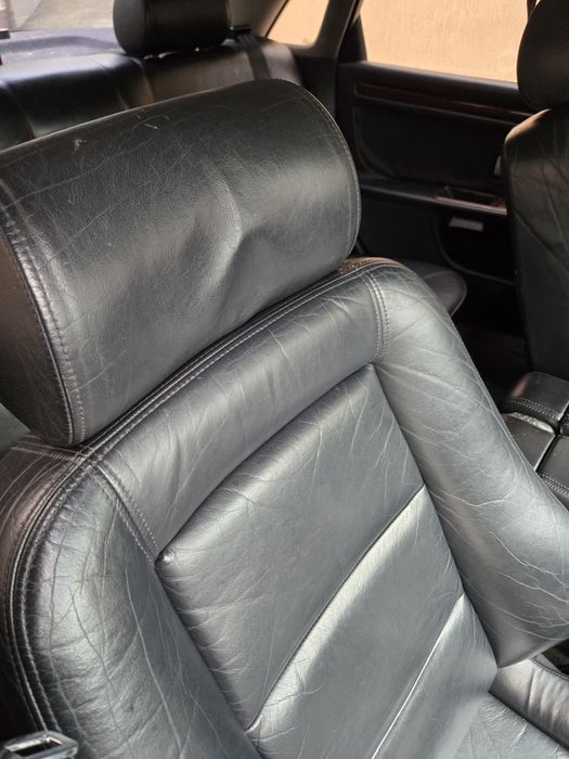 Audi A8 4.2 V8 газ/бенз quattro