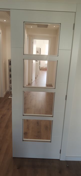 Porta lacada para vidro Leroy Merlin (Ler descrição)