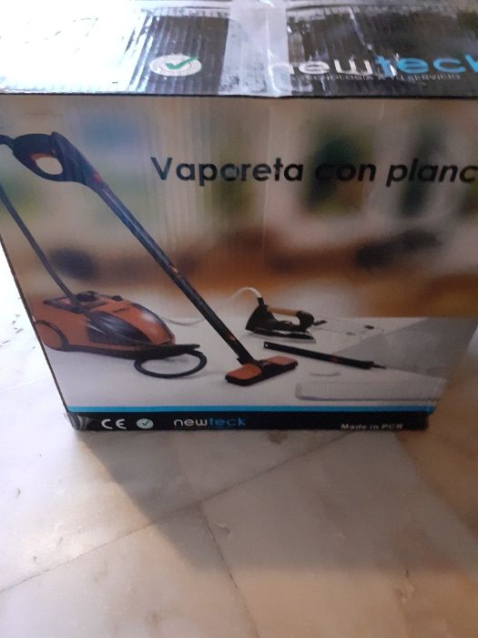Máquina de limpeza a vapor
