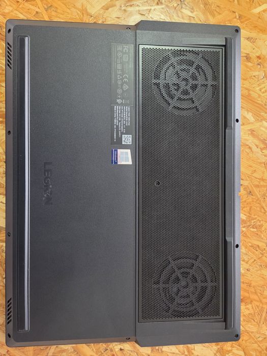 Lenovo Legion Y540-15IRH, i7-9750H, GTX 1650