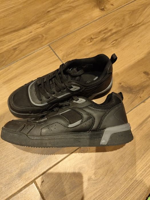 Buty chłopięce rozm.37