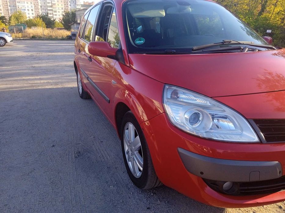 Рено Сценик 2.0.