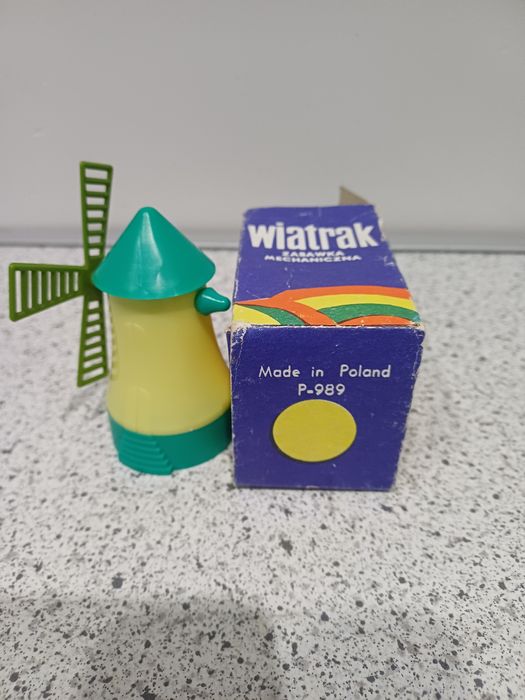 Zabawka mechaniczna wiatrak PRL