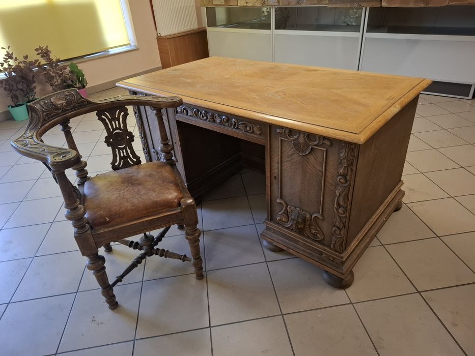 Biurko plus krzesło