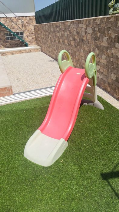 Escorrega de verão exterior