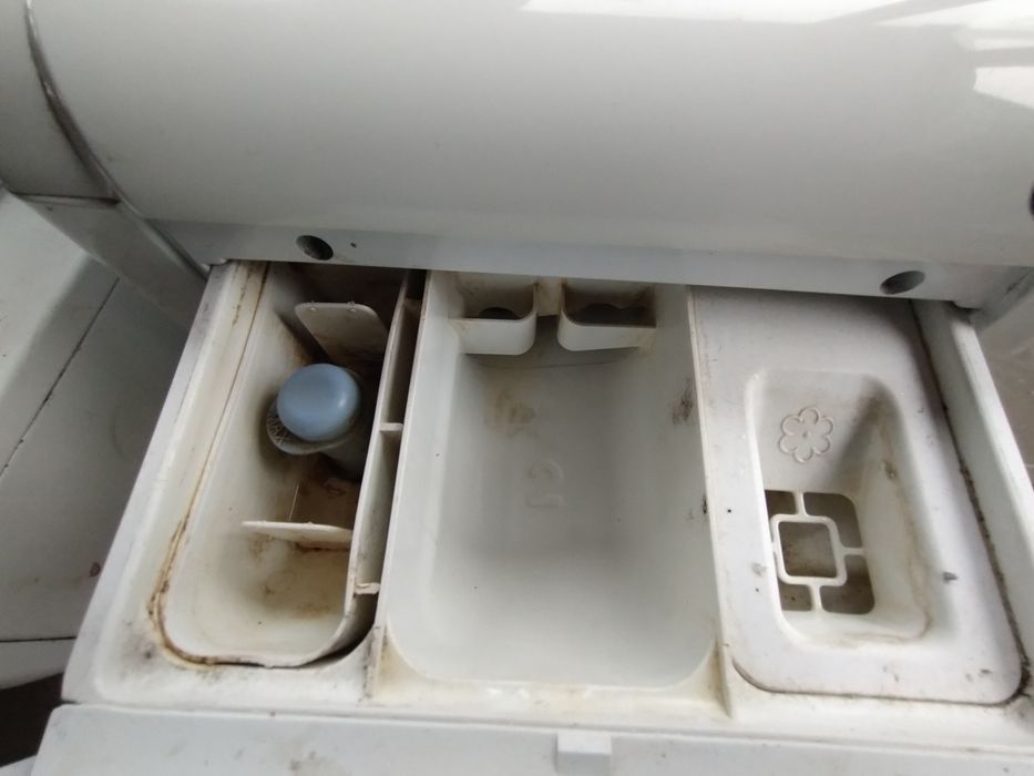 Пральна машина INDESIT