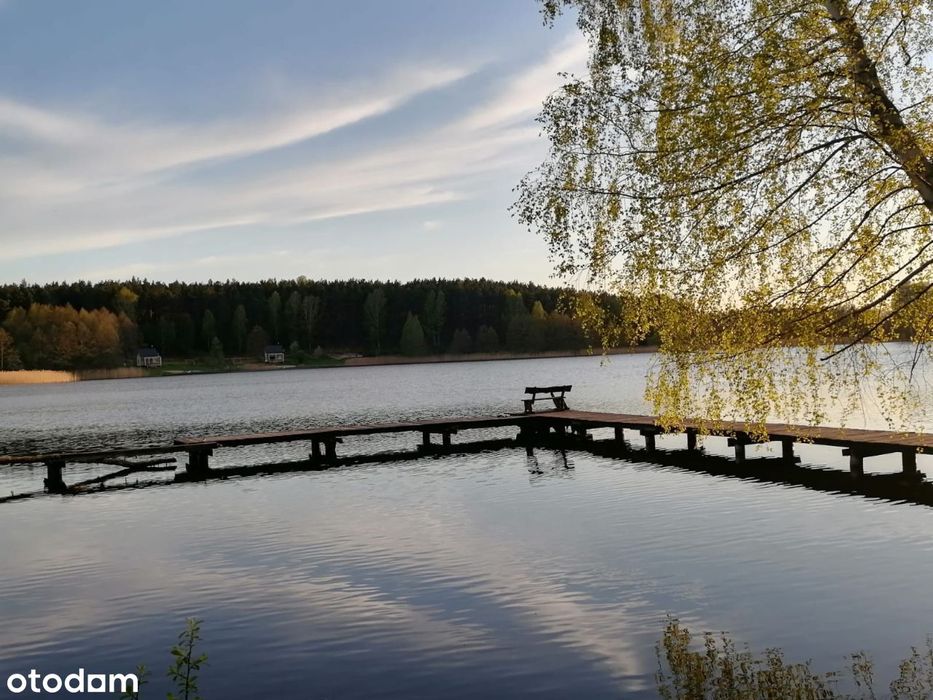 Atrakcyjna działka nad jeziorem o powierzchni 1290