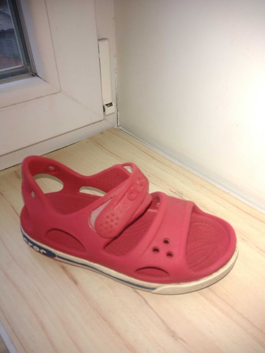 Босоножки сандалии Crocs для девочки (оригинал) 28