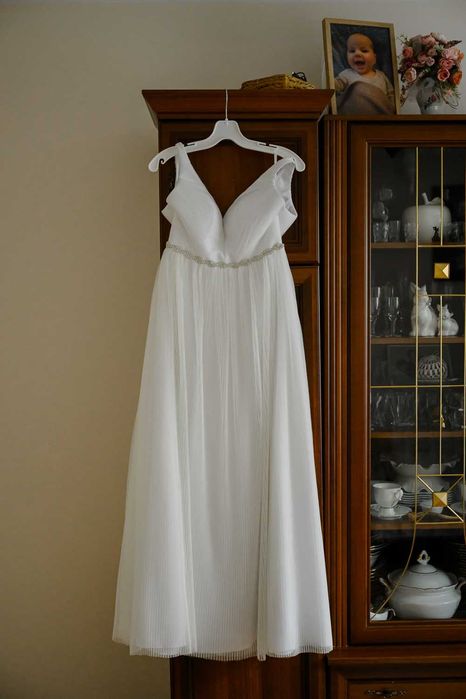 Suknia ślubna plisowana r. 40