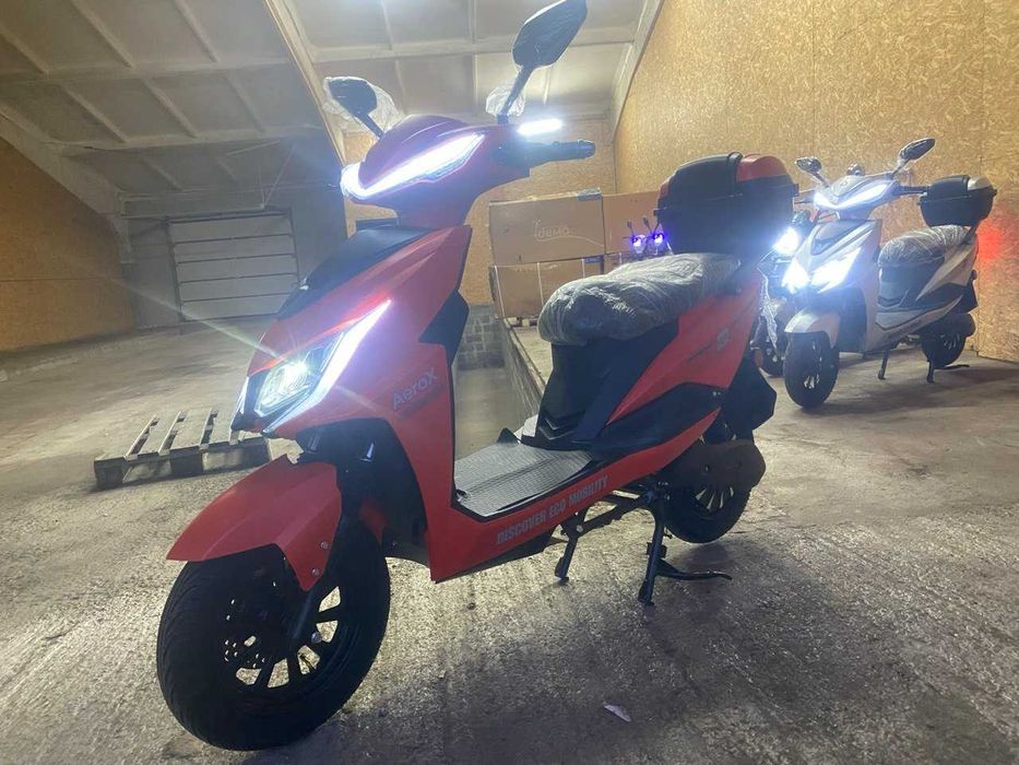 Електроскутер IDemo AeroX PRO O150-LFP