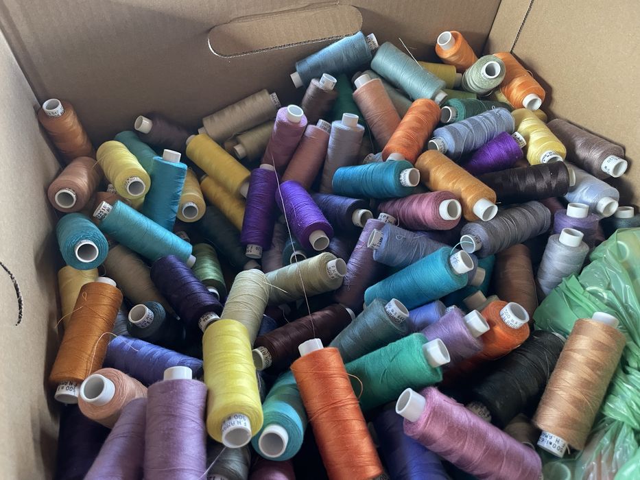 Nicie do maszyny - cale pudło