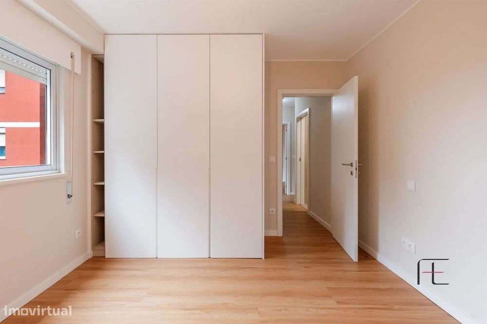 Apartamento T4, Porto, Porto