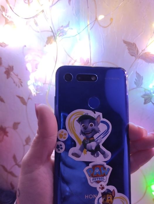 Honor View 20 6/128gb