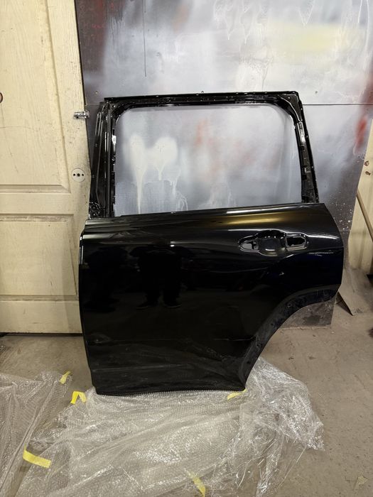 Двері задні ліві toyota land cruiser 300