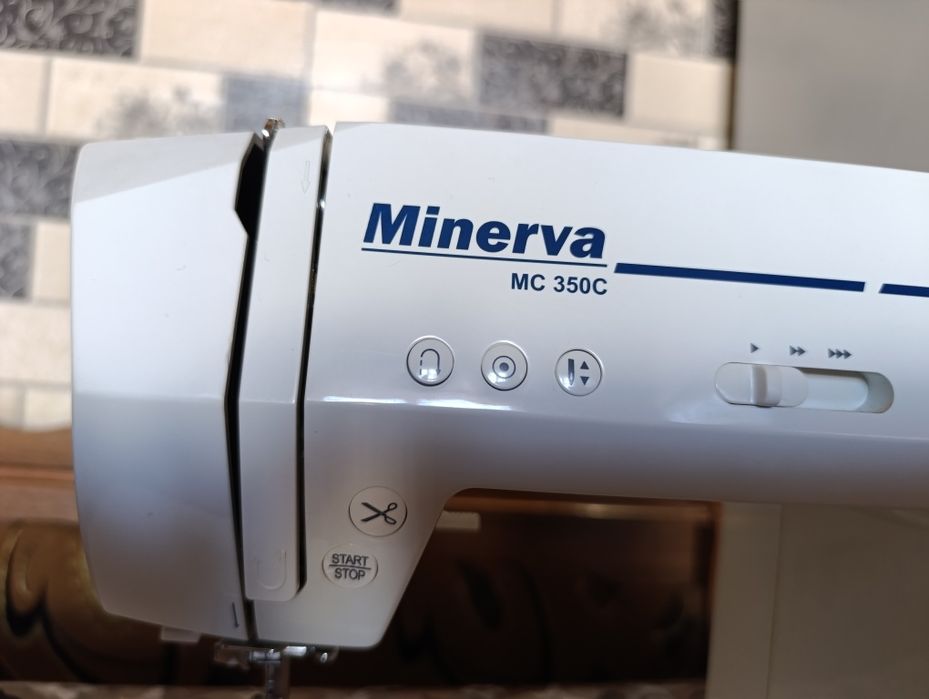 Швейна машинка Minerva МС350С