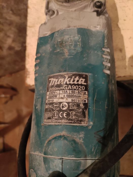 Болгарка 230 Makita GA9020 2010
